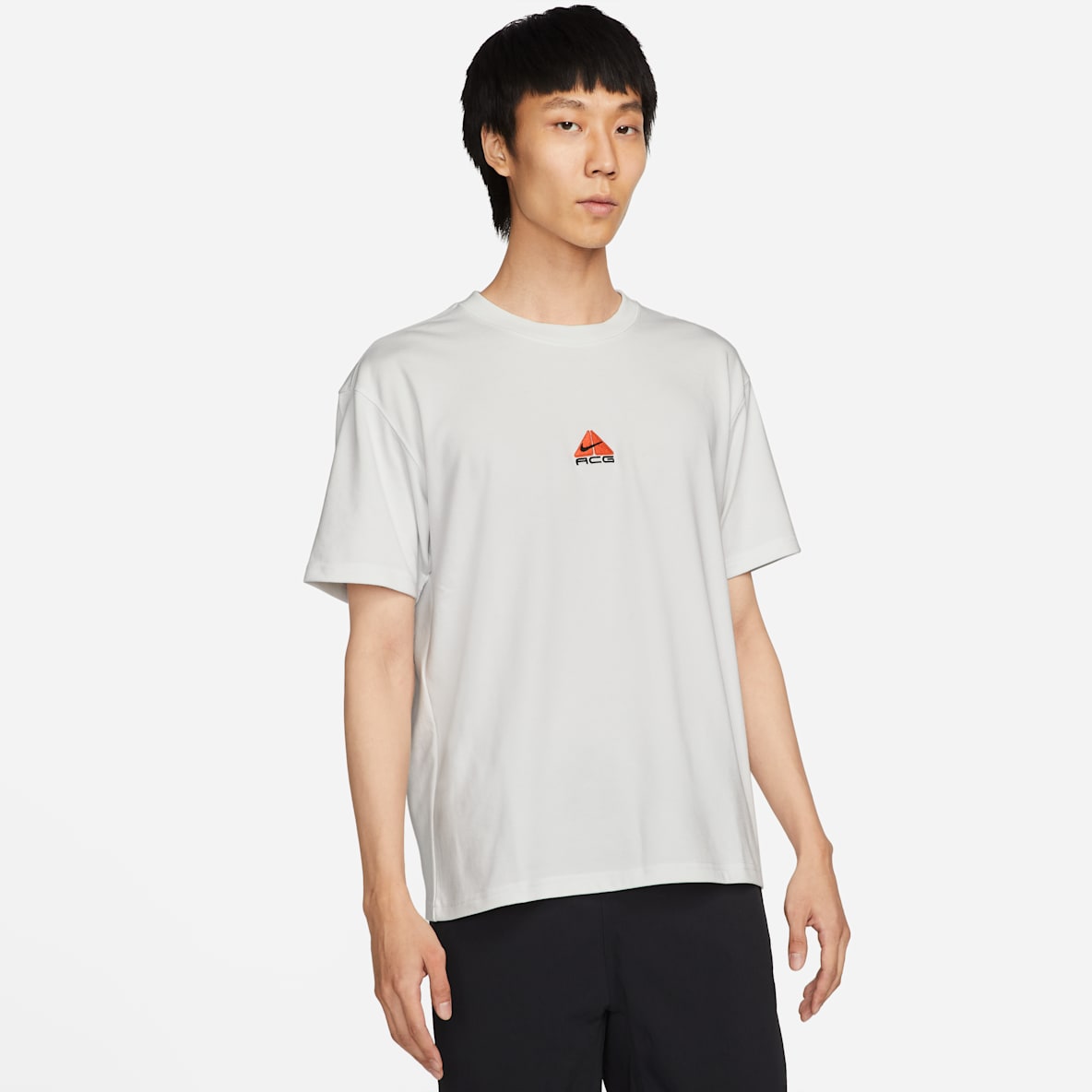 NIKE公式】 ホワイト トップス & Tシャツ【ナイキ公式通販】